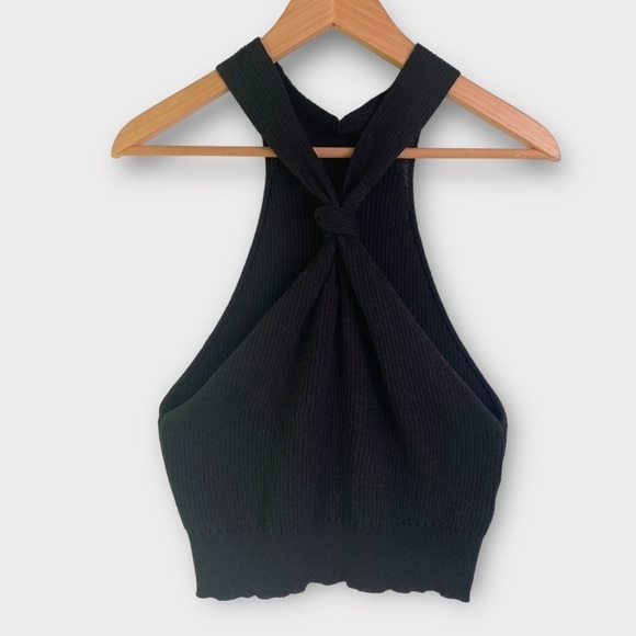 Shein Curve Cutout Cropped Knit Top - Picture 4 of 9